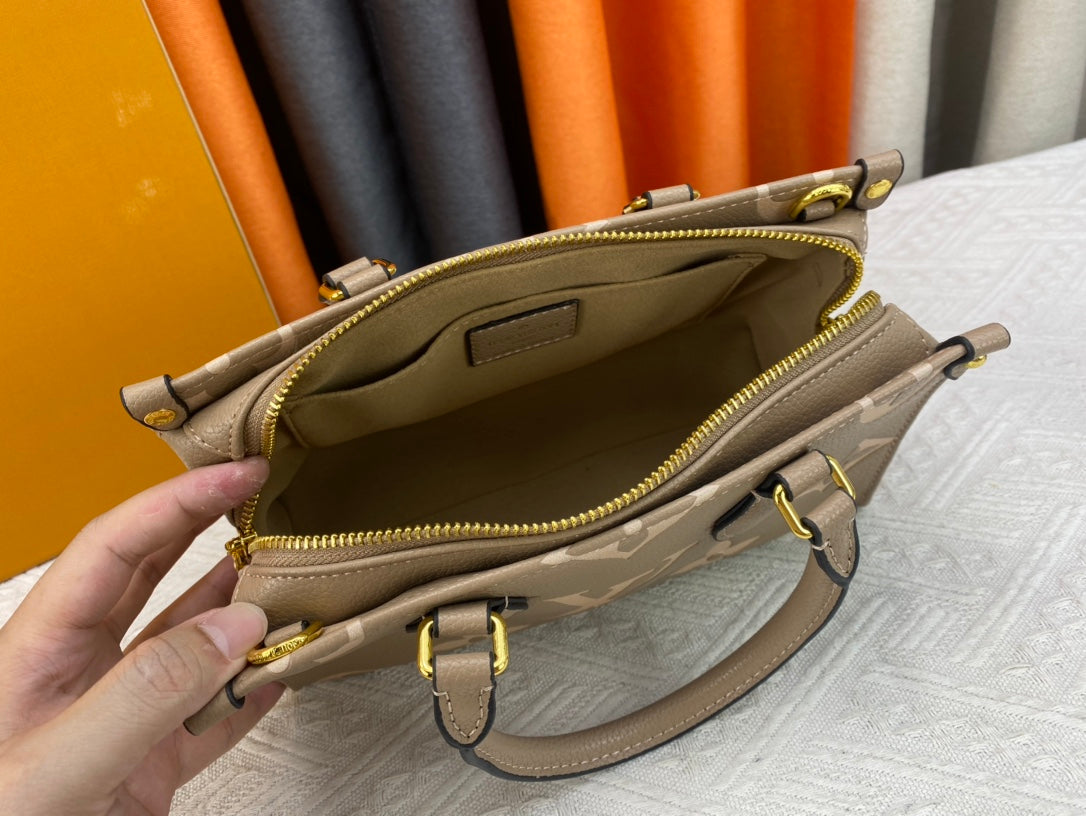 Elite Carryalls
