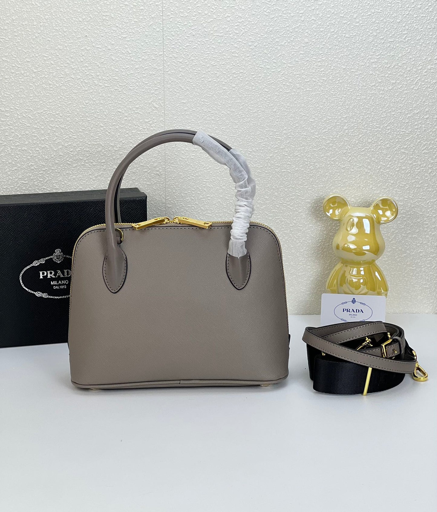 Elite Carryalls