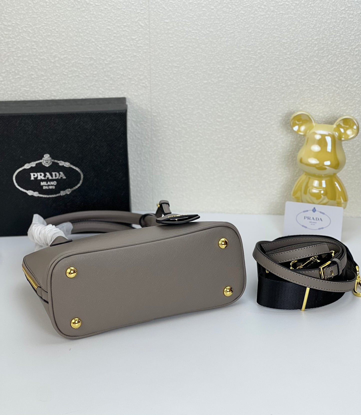 Elite Carryalls