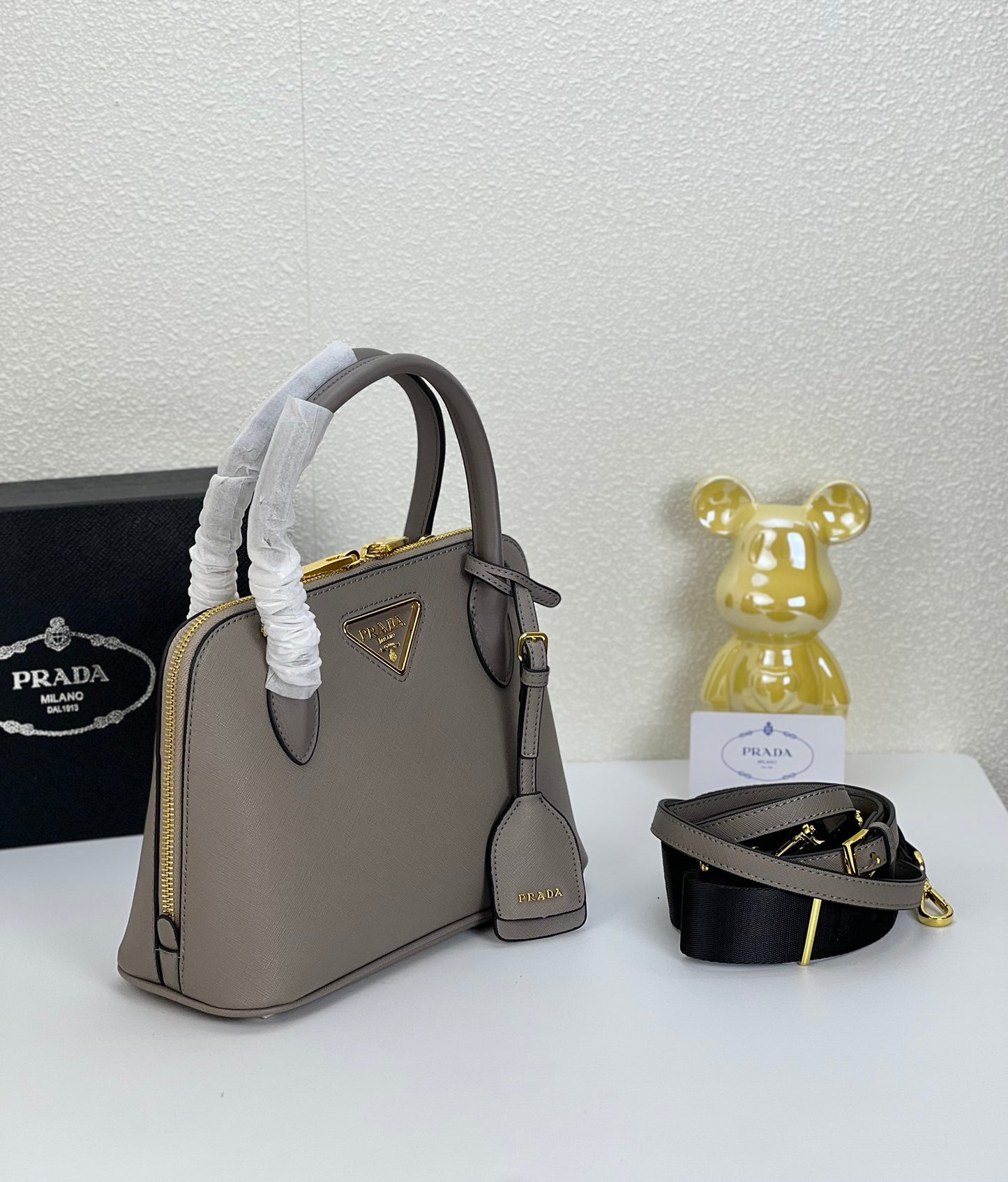 Elite Carryalls