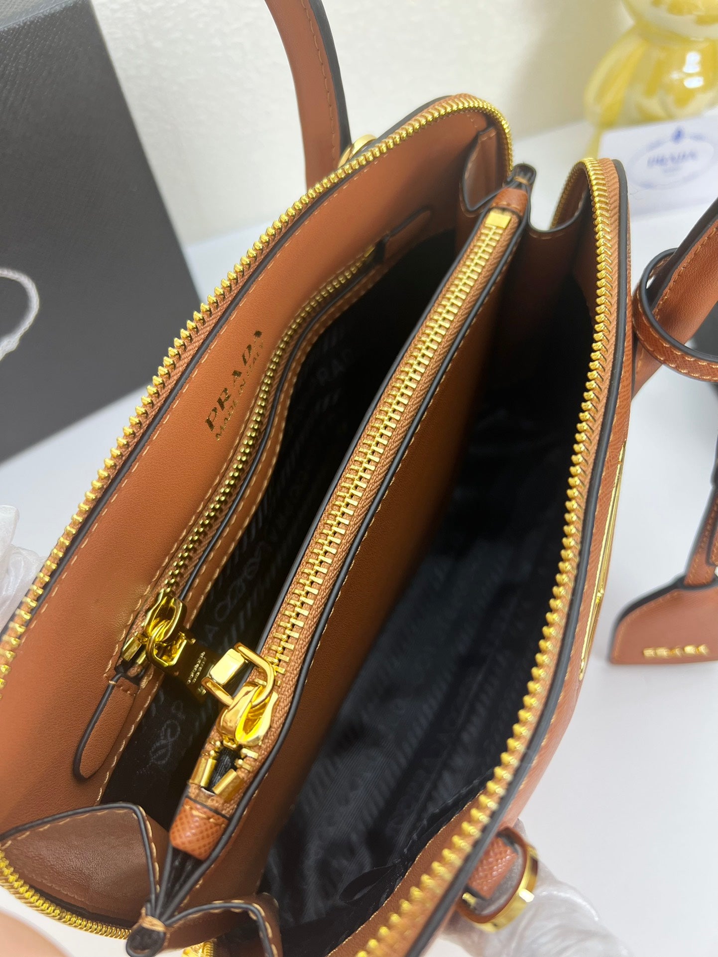 Elite Carryalls