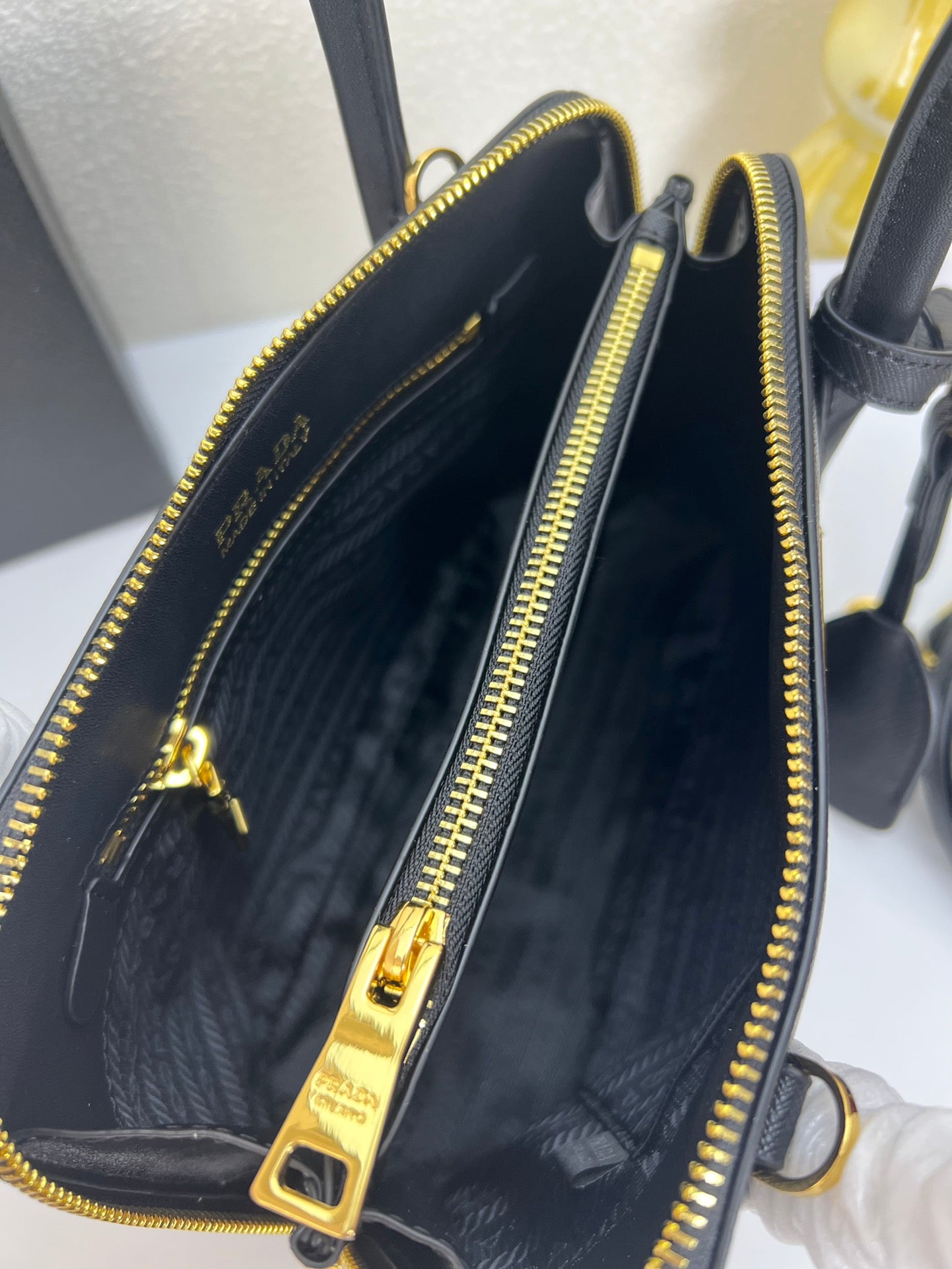 Elite Carryalls
