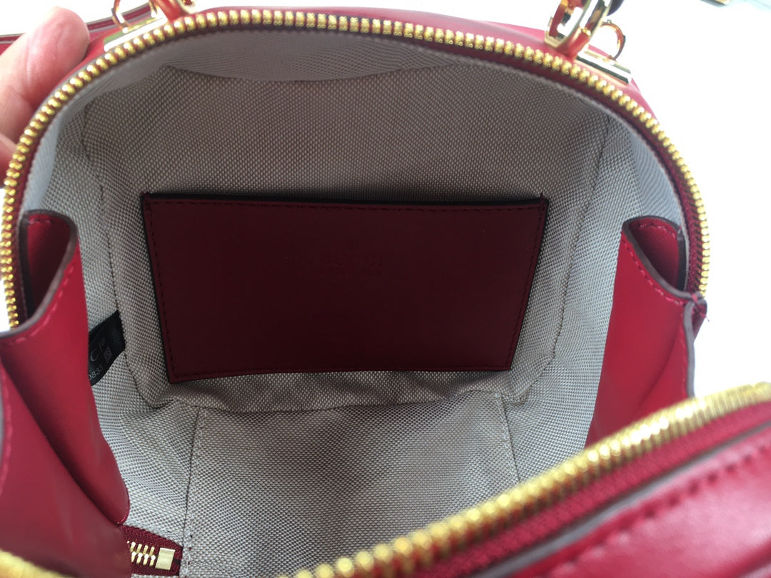 Elite Carryalls