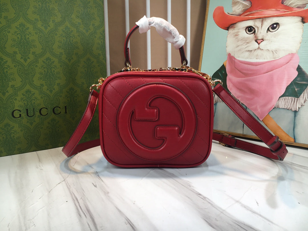 Elite Carryalls
