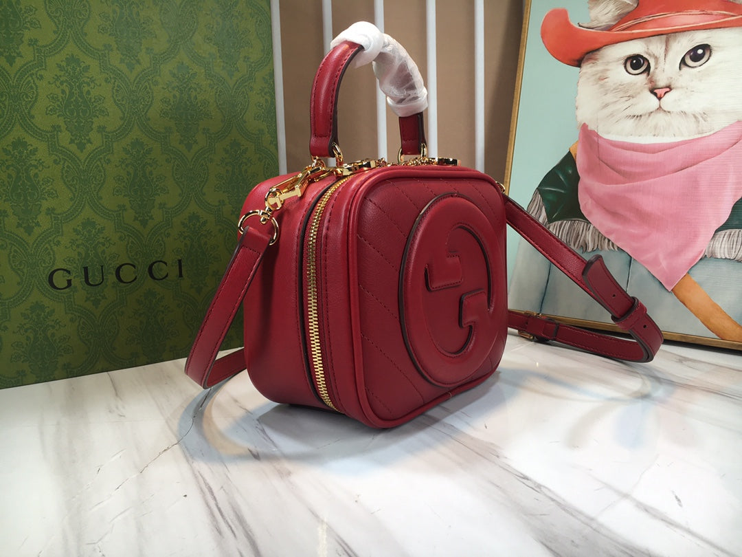Elite Carryalls