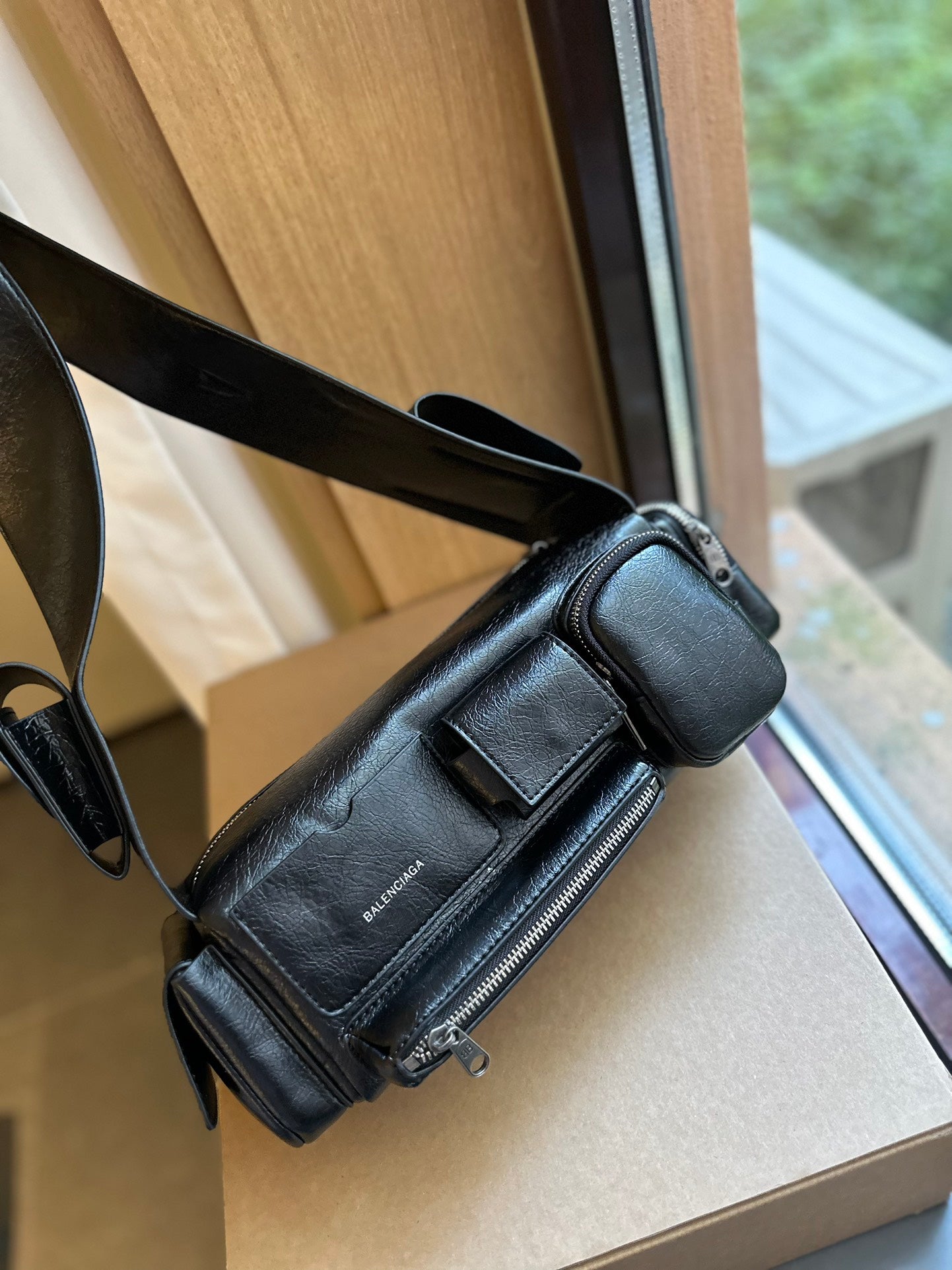 Elite Carryalls