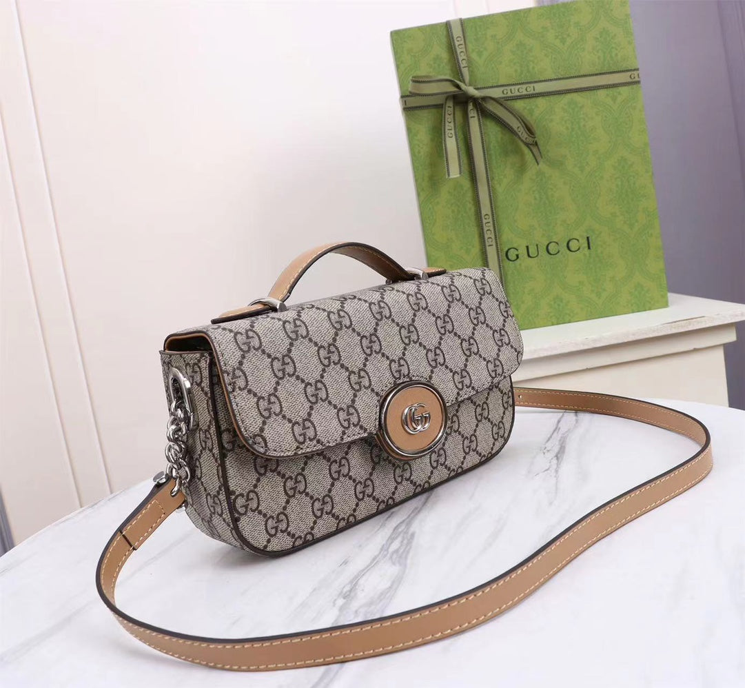 Elite Carryalls