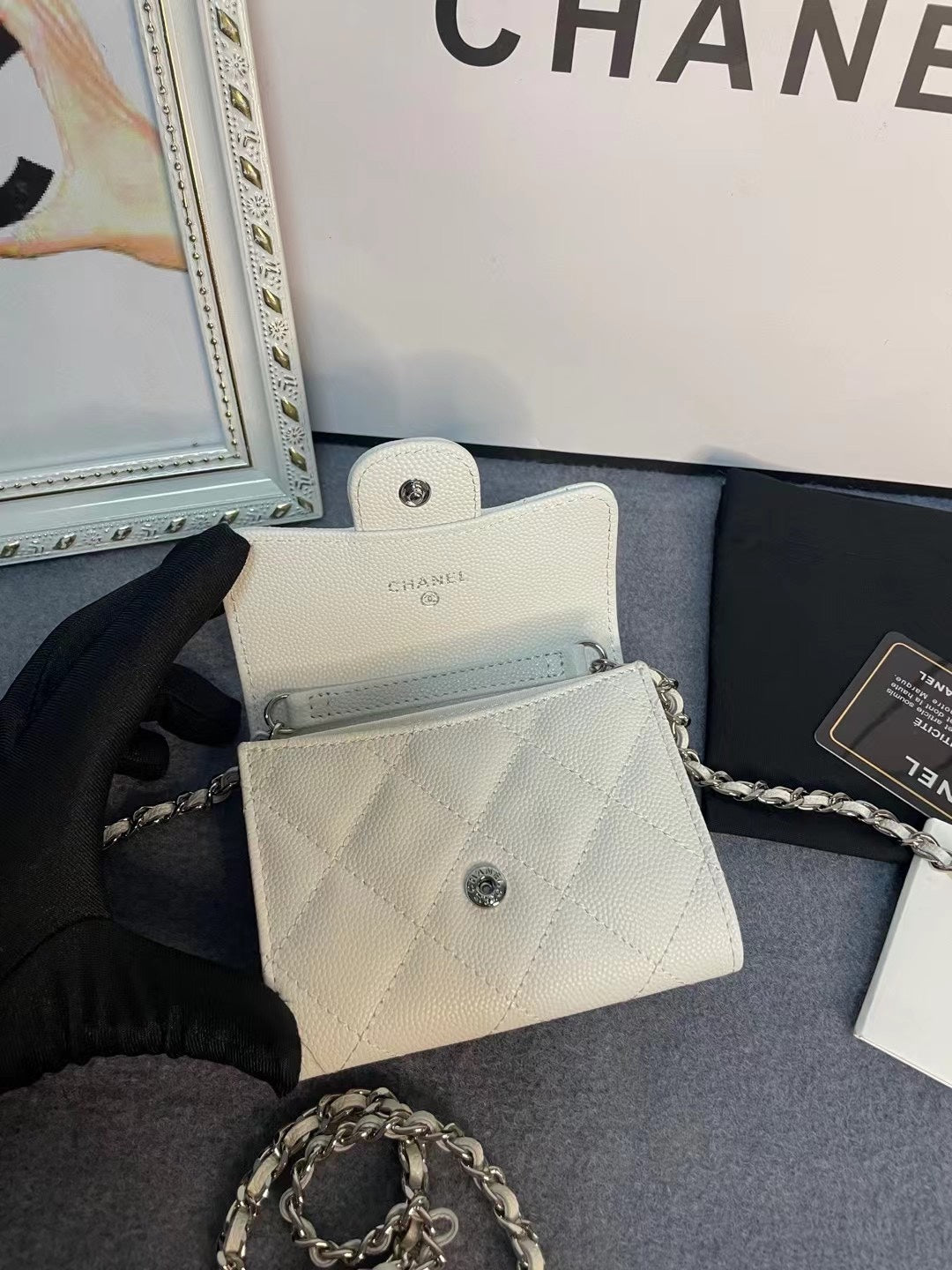 Elite Carryalls