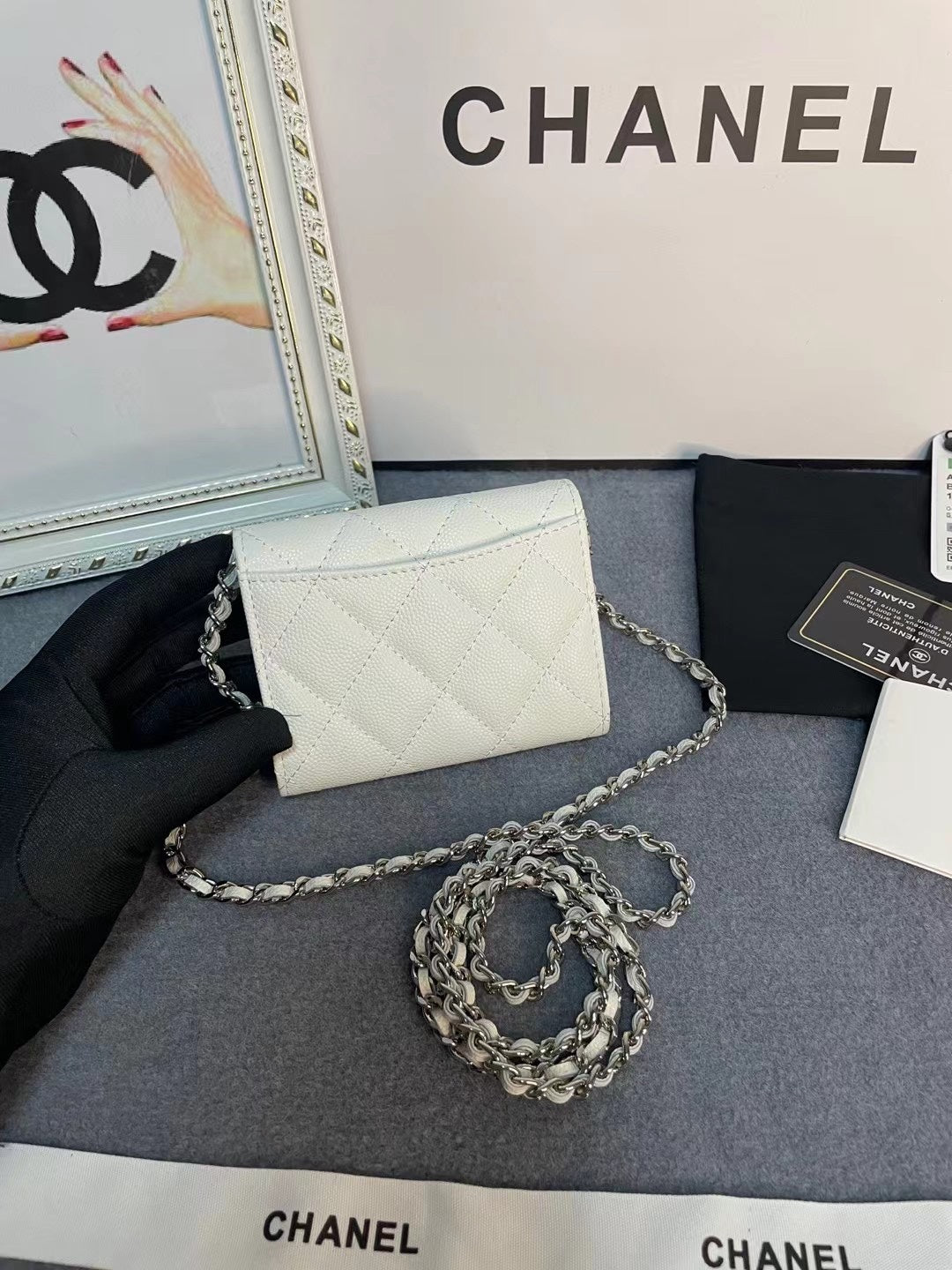 Elite Carryalls