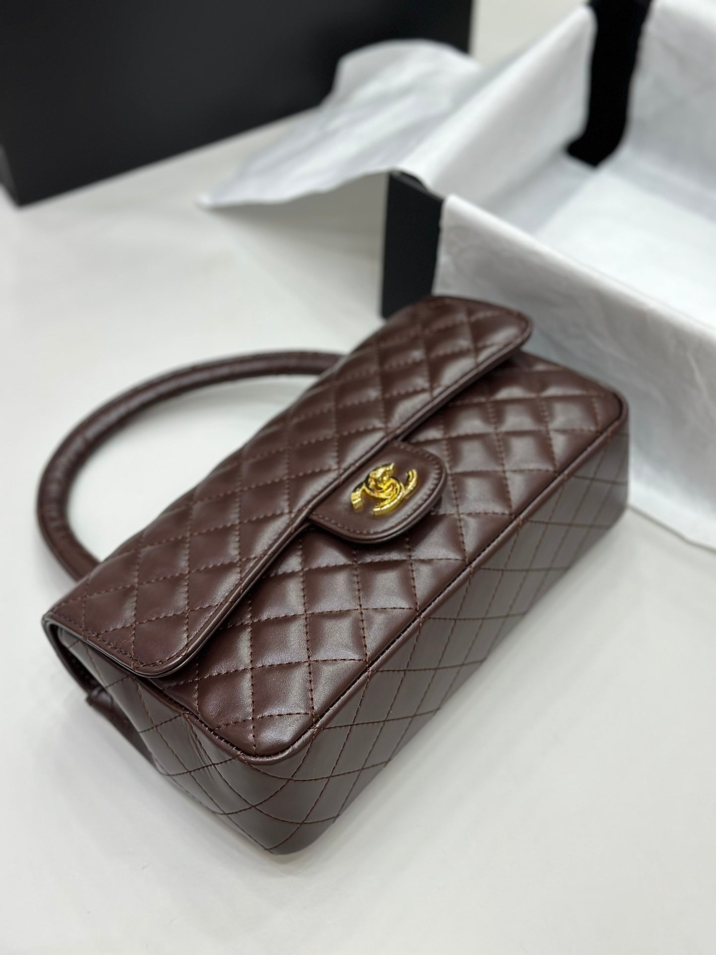 Elite Carryalls