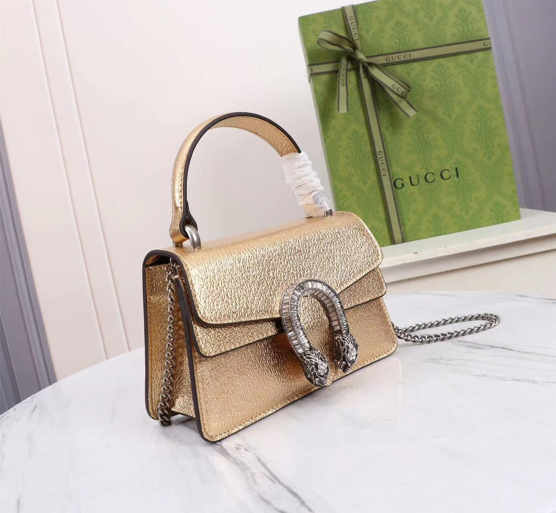 Elite Carryalls