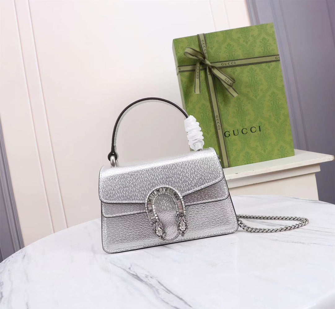 Elite Carryalls
