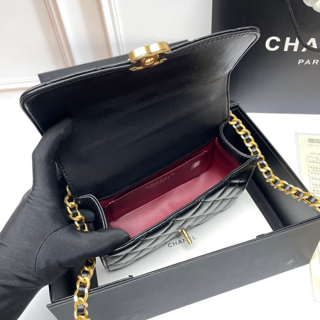 Elite Carryalls