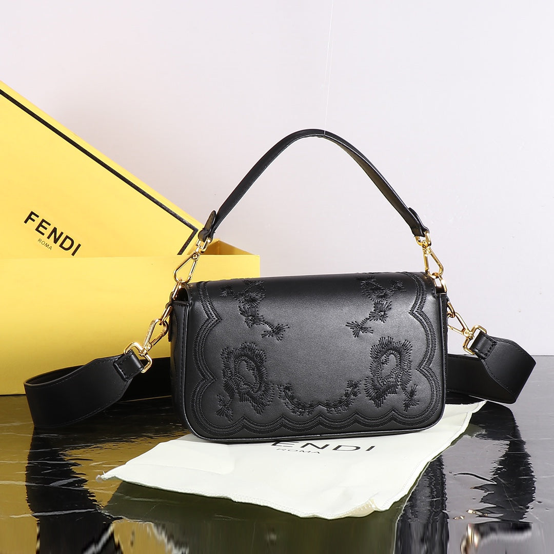 Elite Carryalls