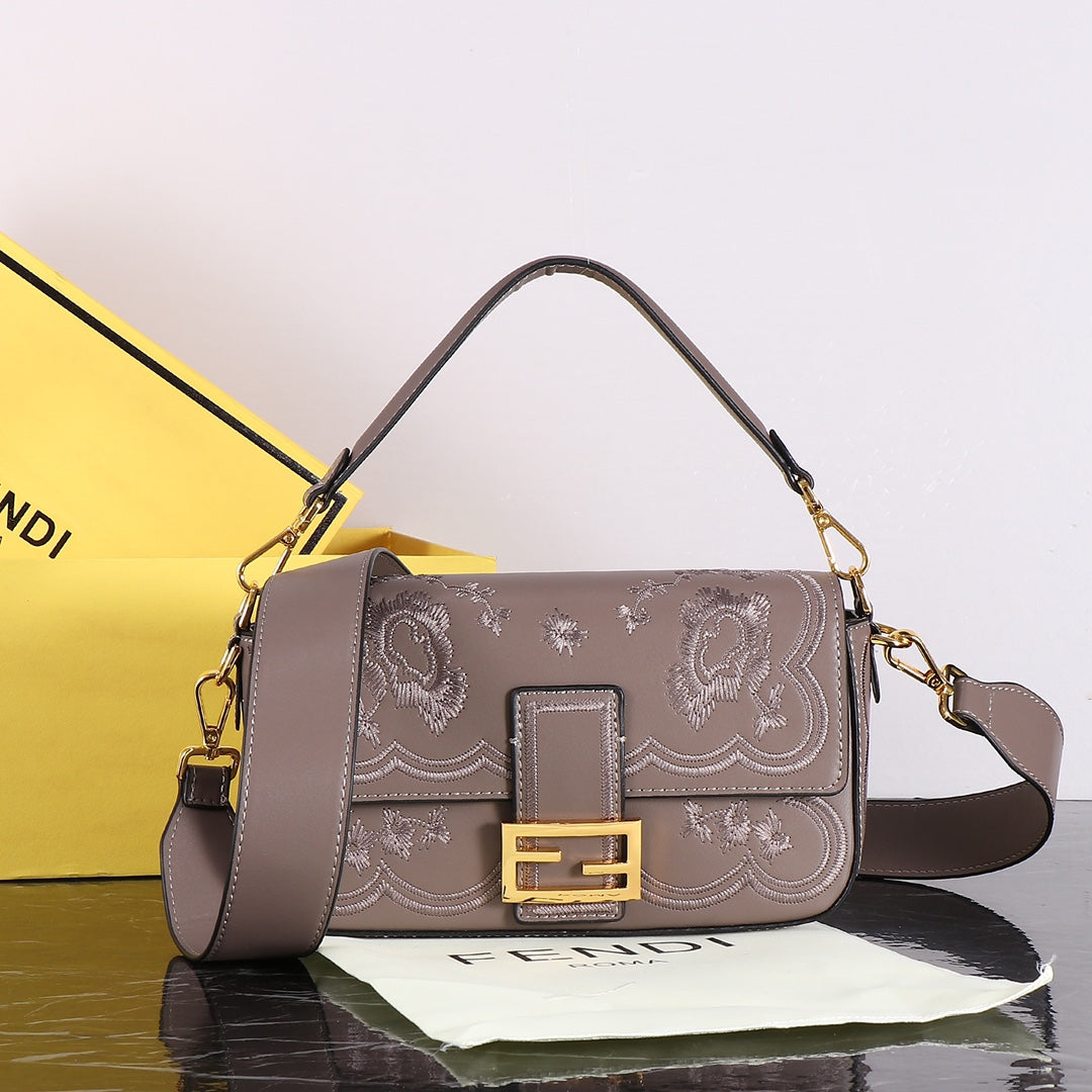 Elite Carryalls