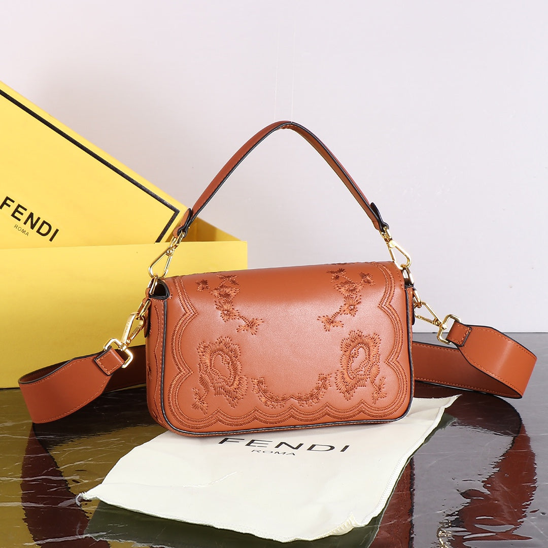 Elite Carryalls