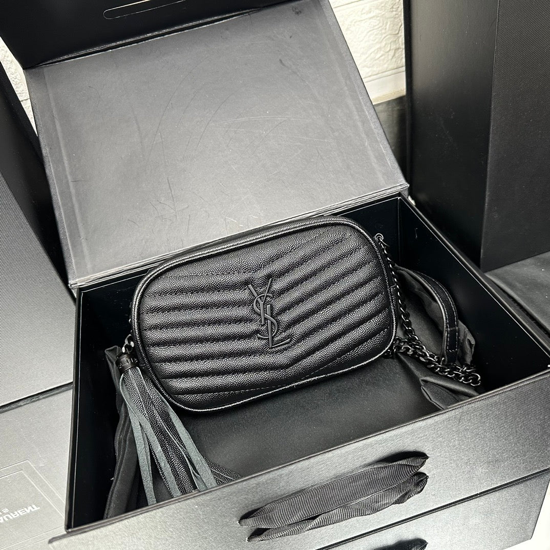 Elite Carryalls