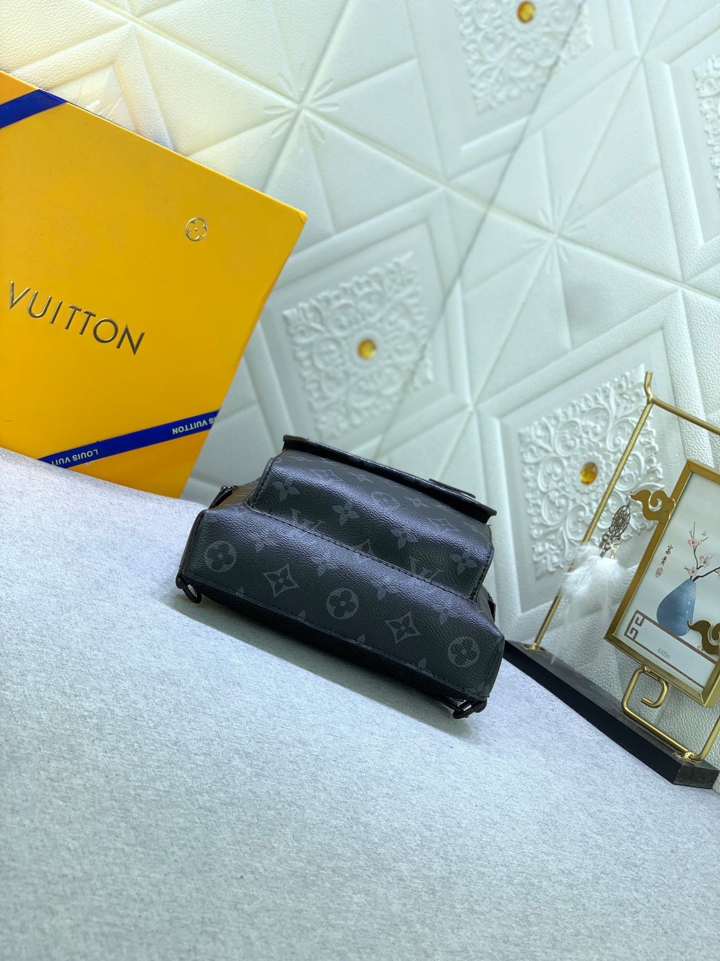 Elite Carryalls