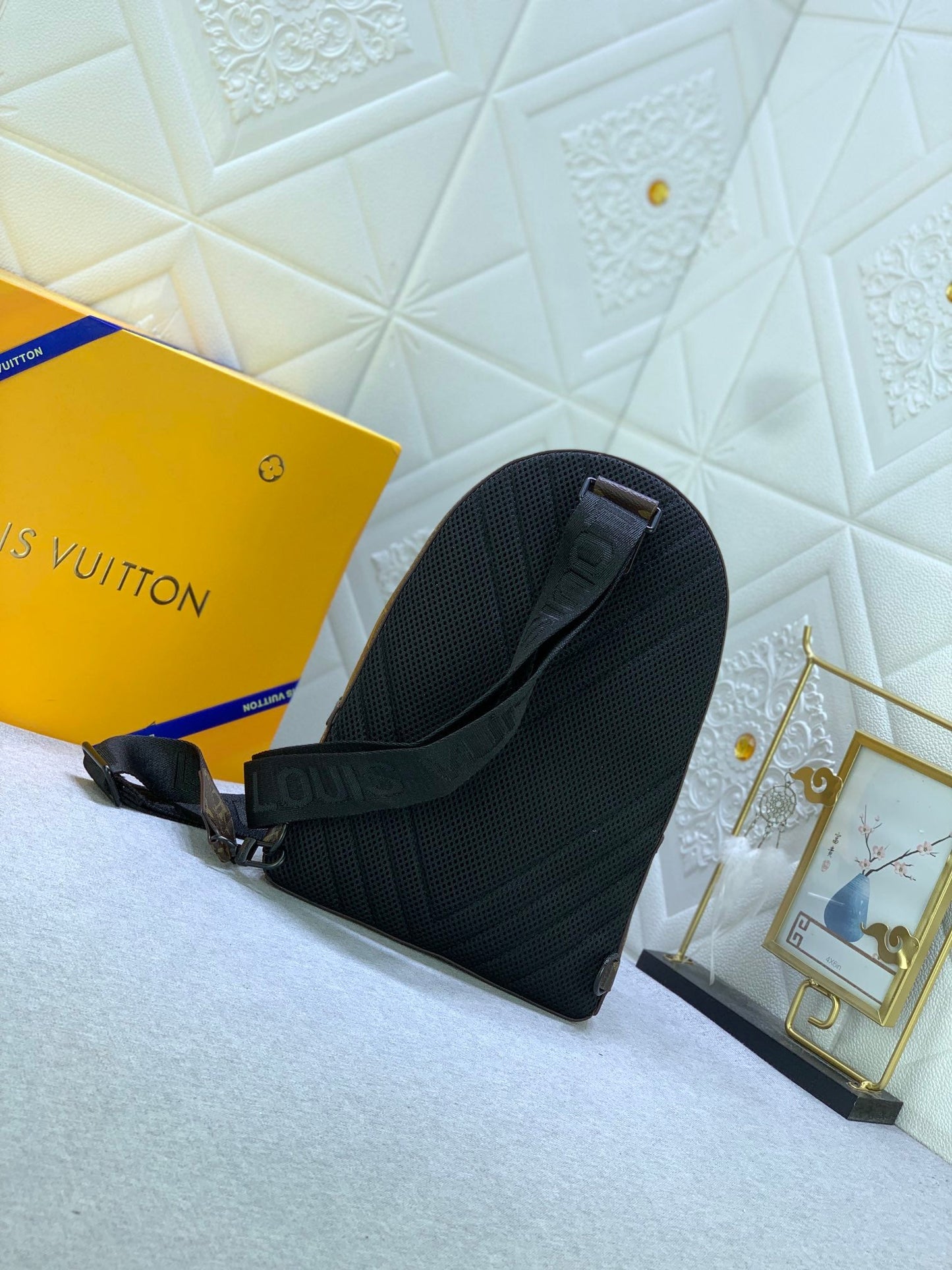 Elite Carryalls