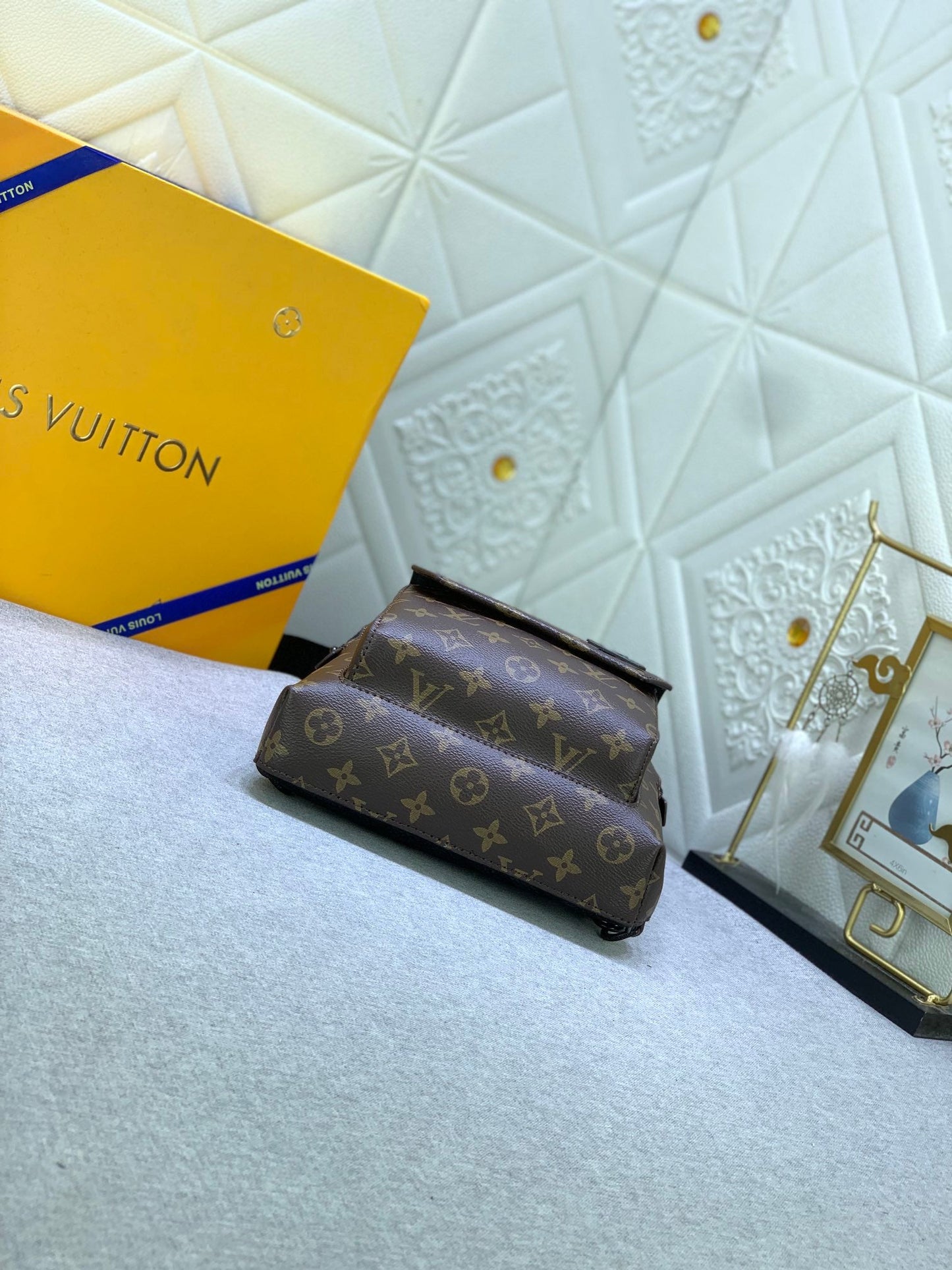 Elite Carryalls