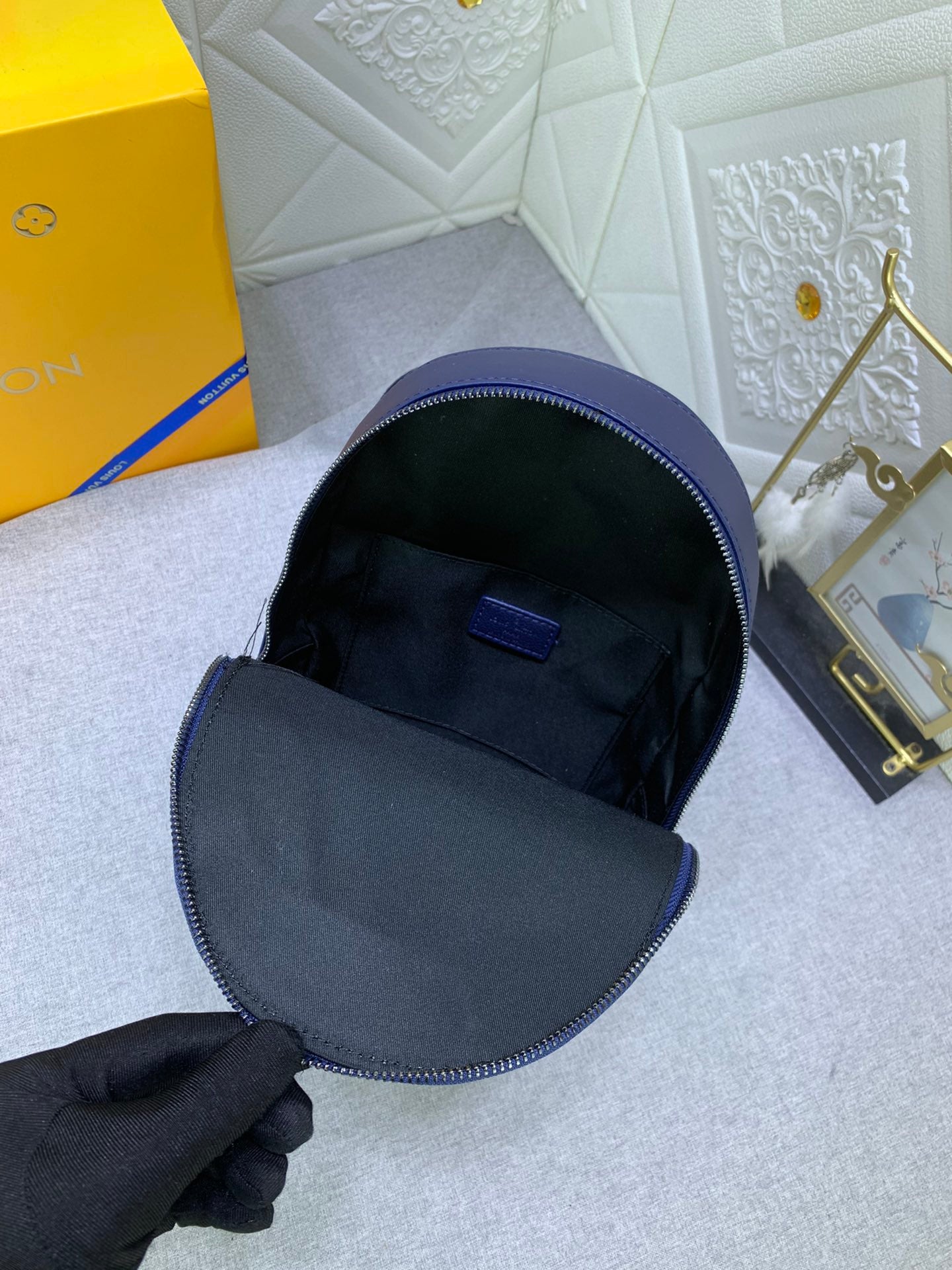 Elite Carryalls