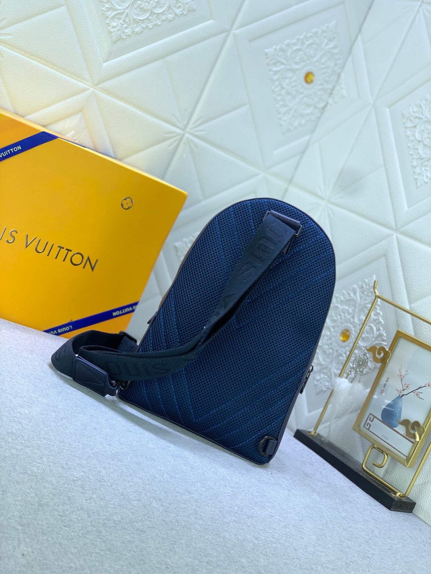 Elite Carryalls