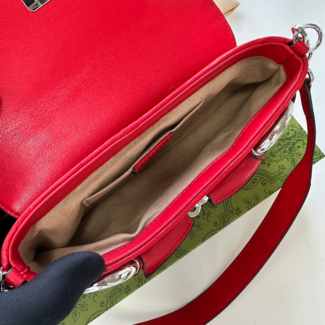 Elite Carryalls