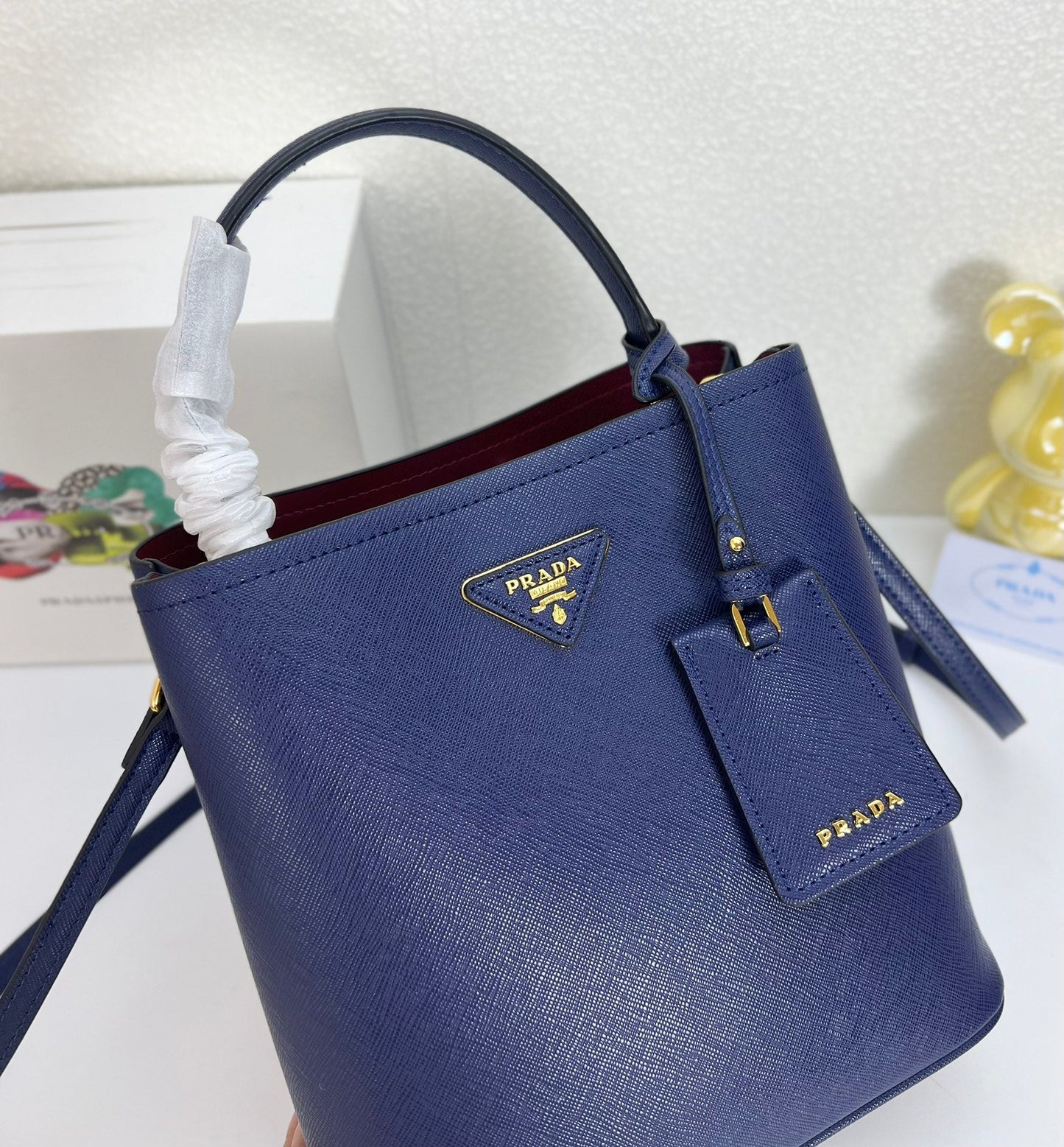 Elite Carryalls