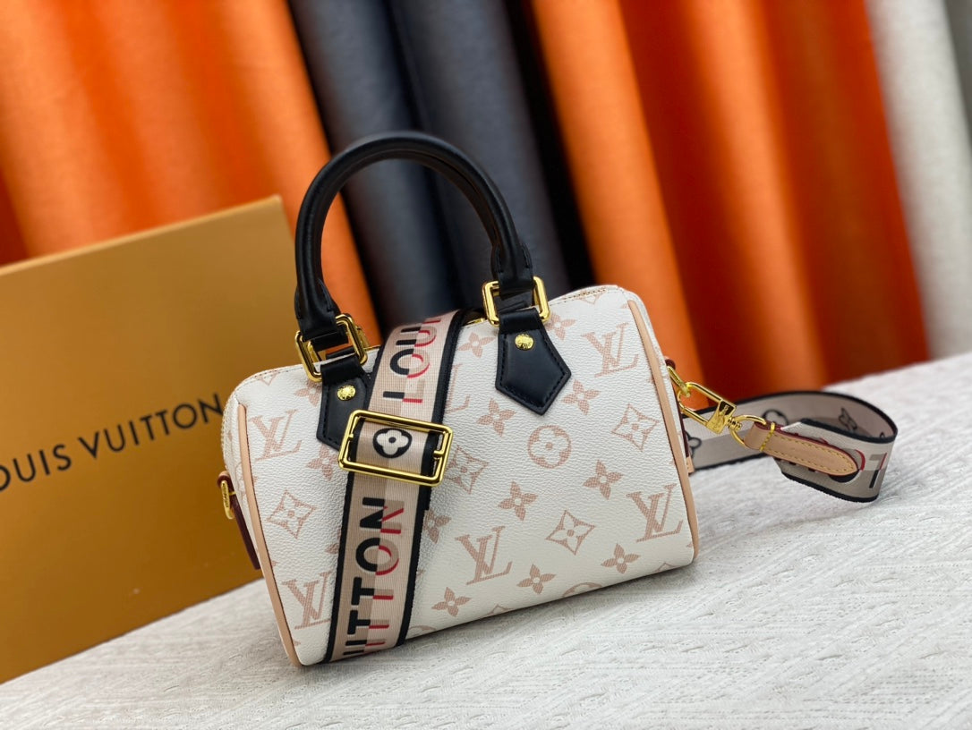 Elite Carryalls