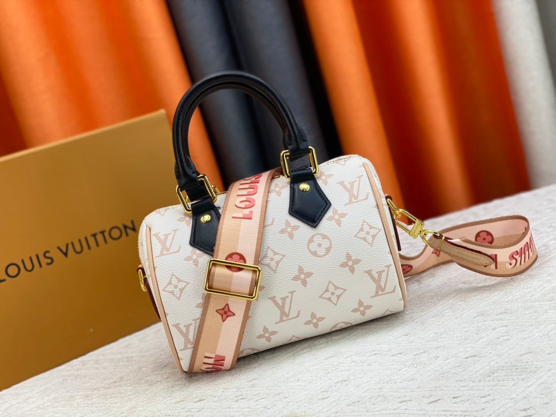 Elite Carryalls