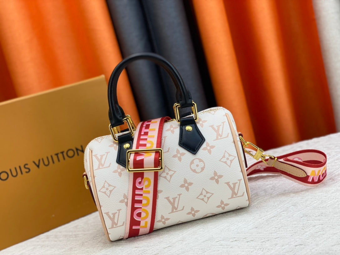 Elite Carryalls