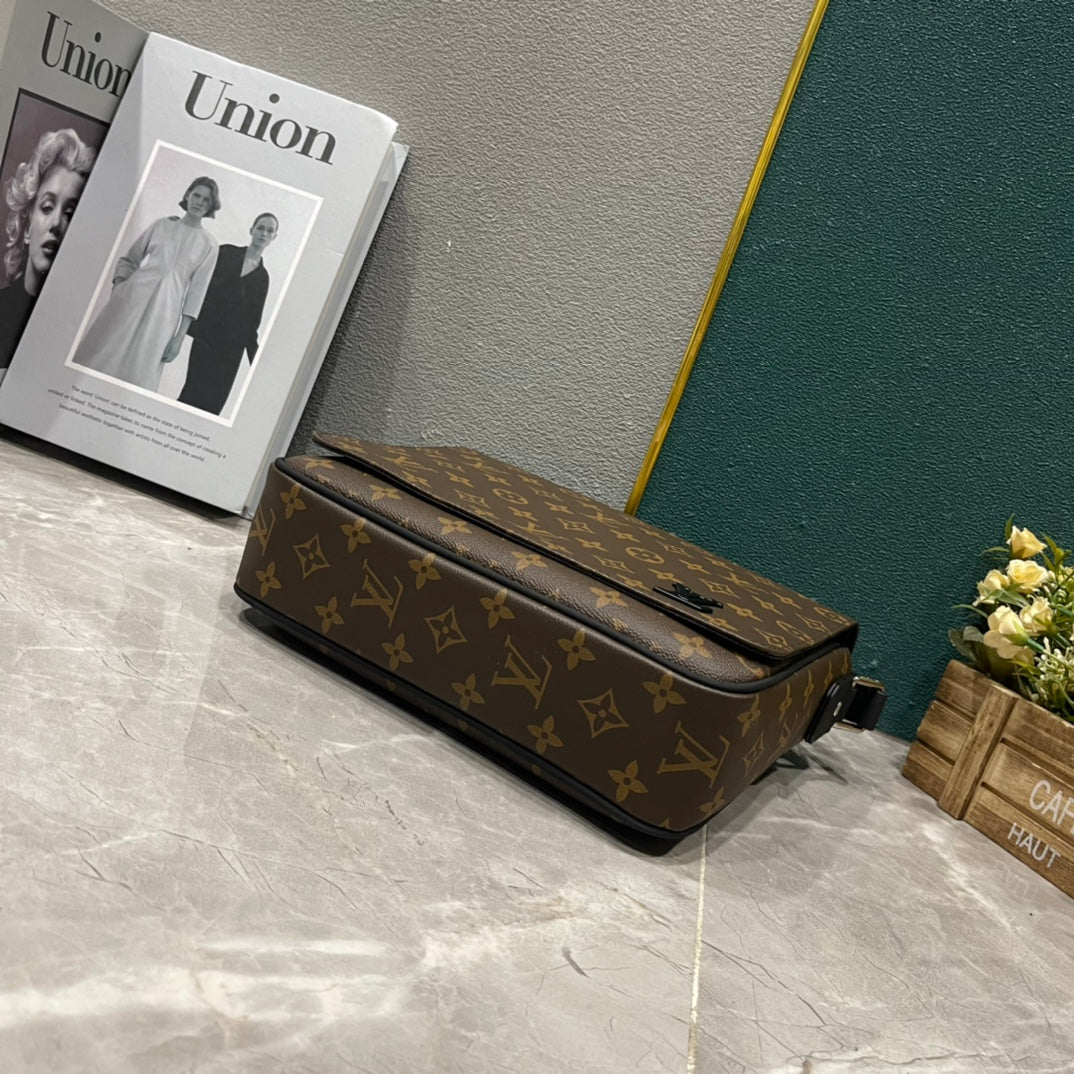 Elite Carryalls