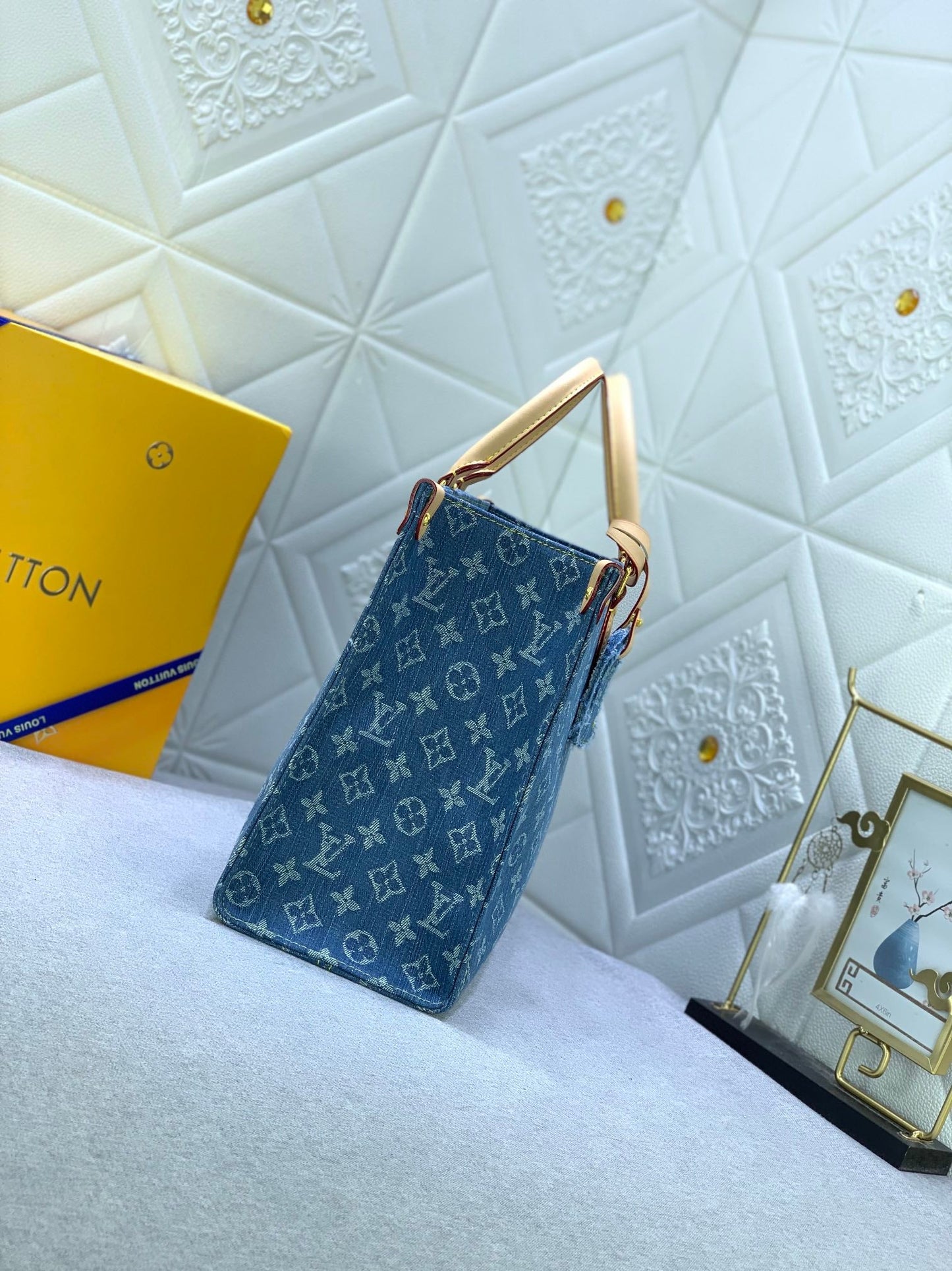 Elite Carryalls