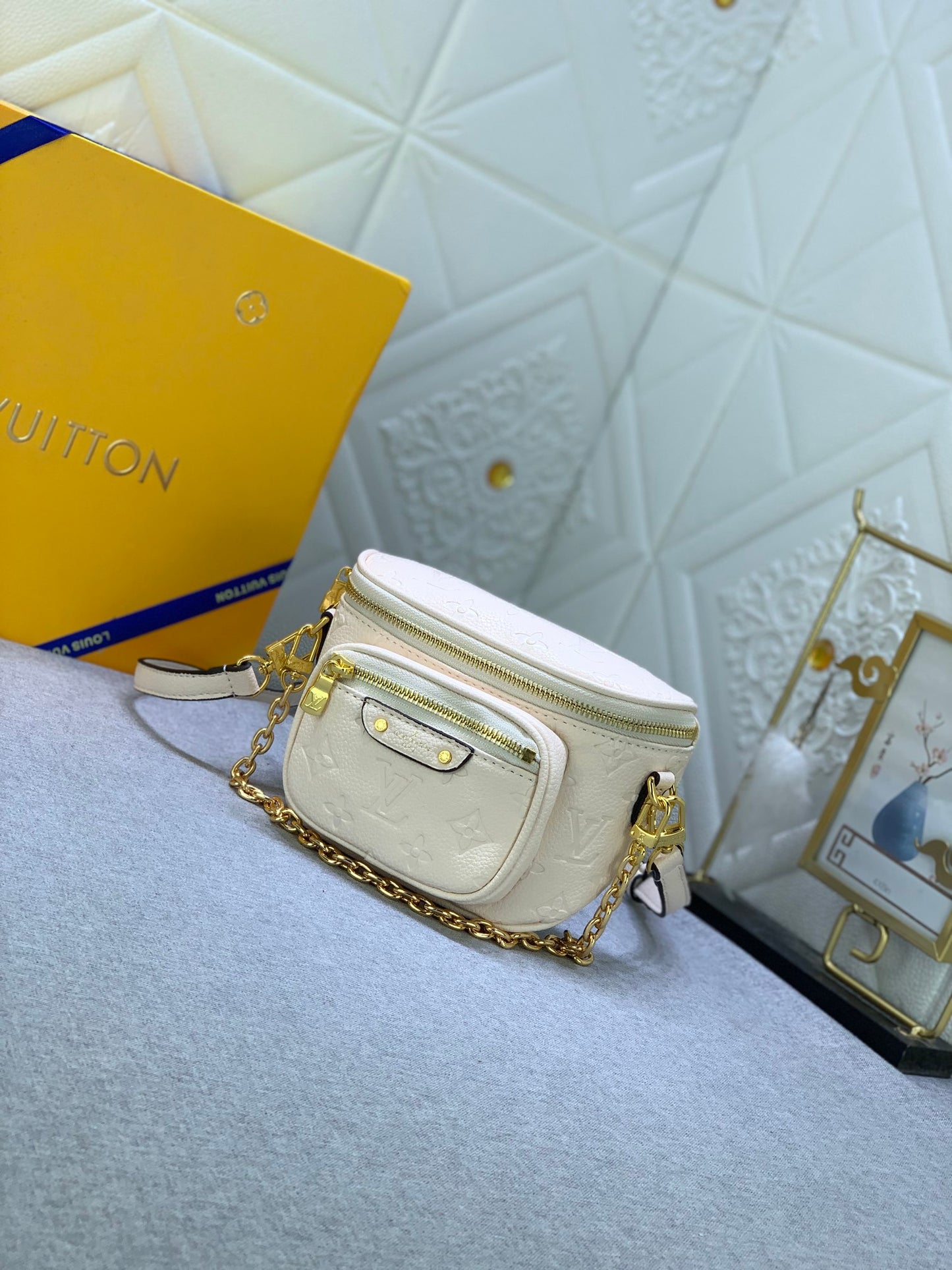 Elite Carryalls
