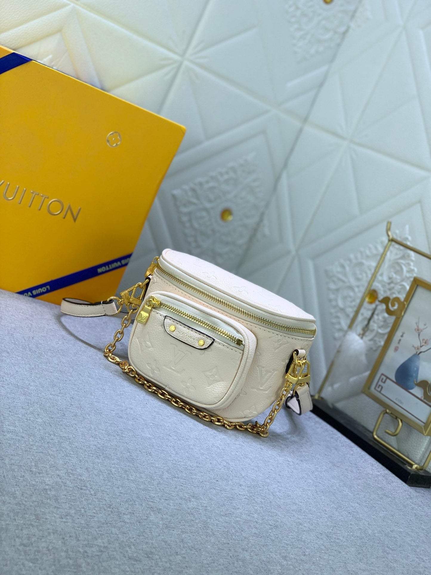 Elite Carryalls