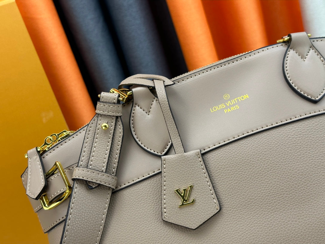 Elite Carryalls