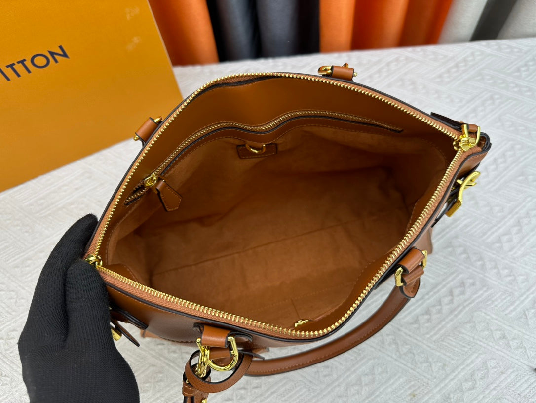 Elite Carryalls