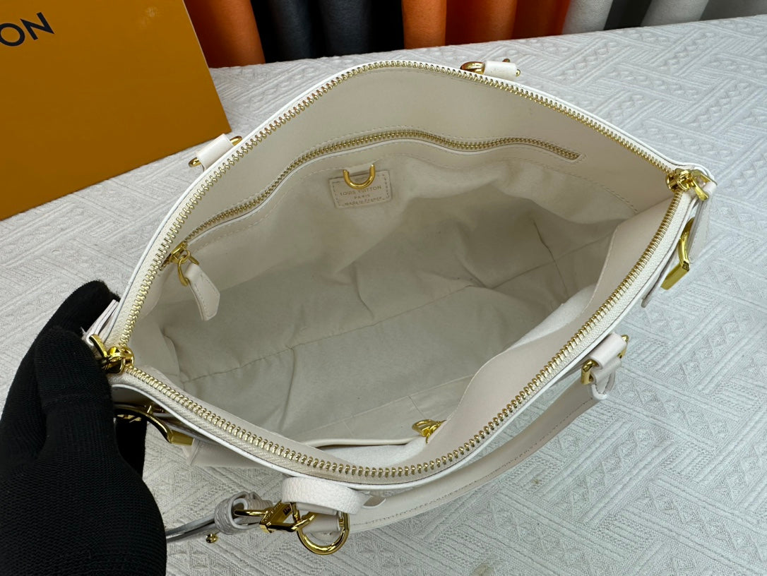 Elite Carryalls