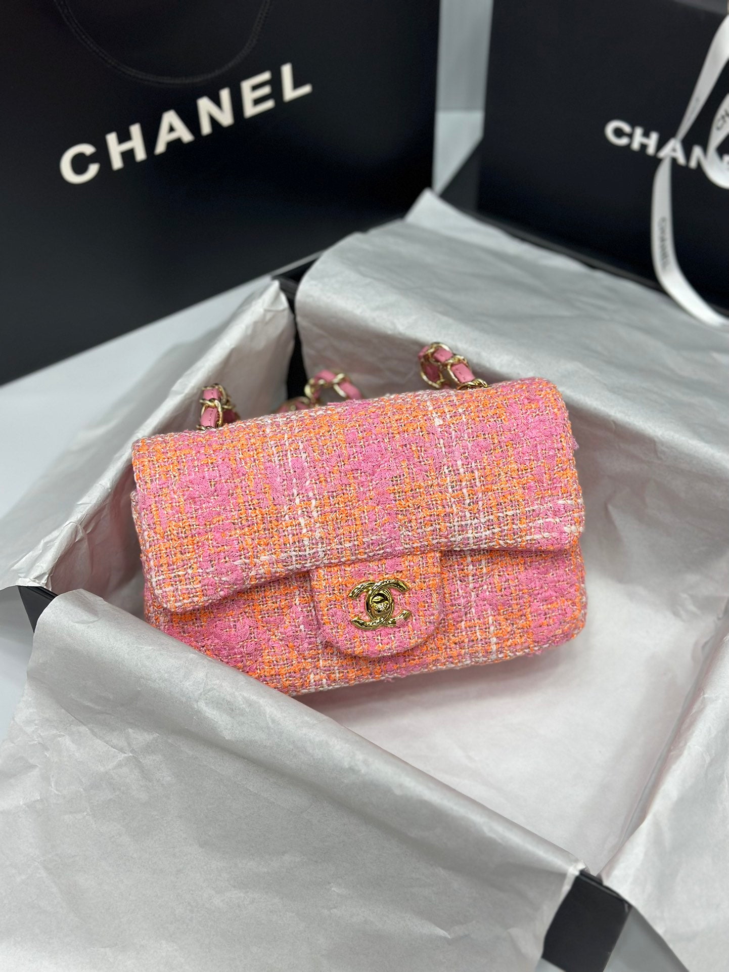 Elite Carryalls