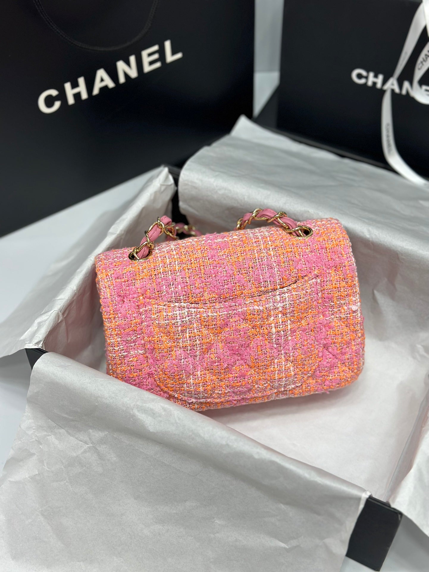 Elite Carryalls