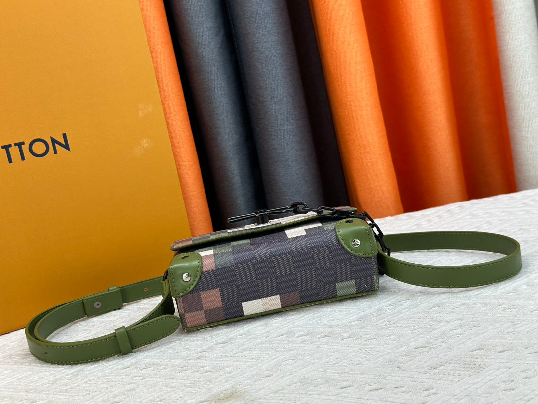 Elite Carryalls