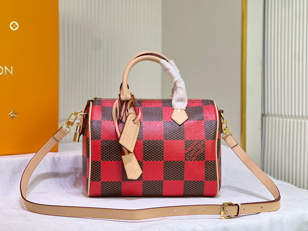 Elite Carryalls