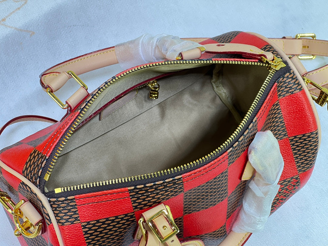 Elite Carryalls