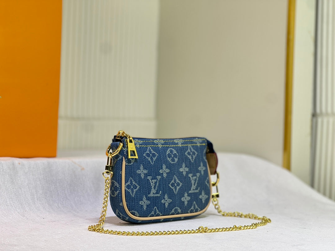 Elite Carryalls