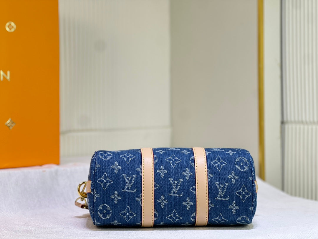Elite Carryalls