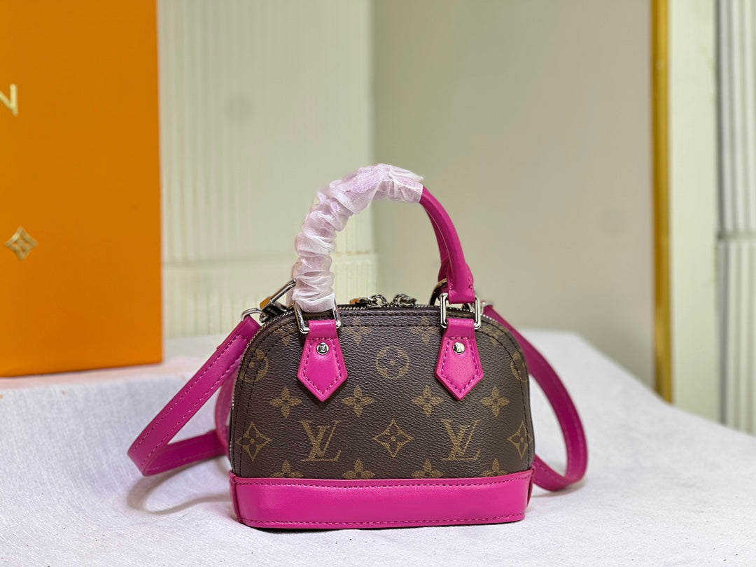 Elite Carryalls