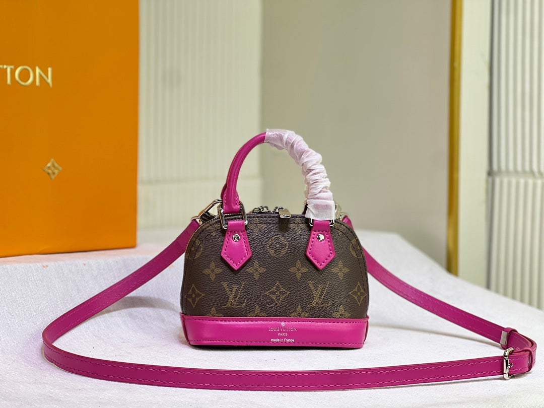 Elite Carryalls