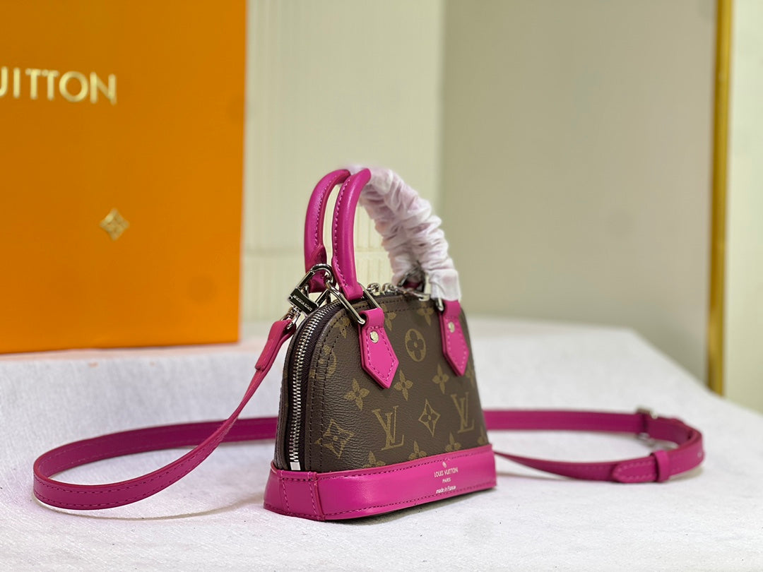 Elite Carryalls