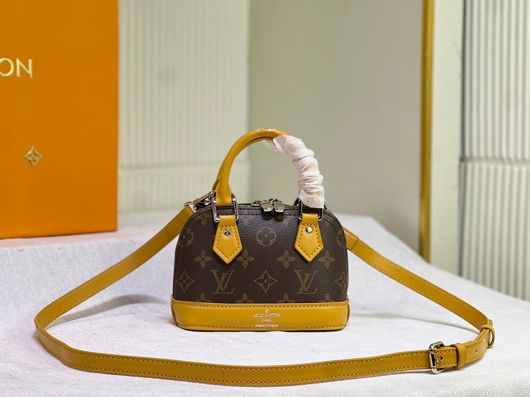 Elite Carryalls