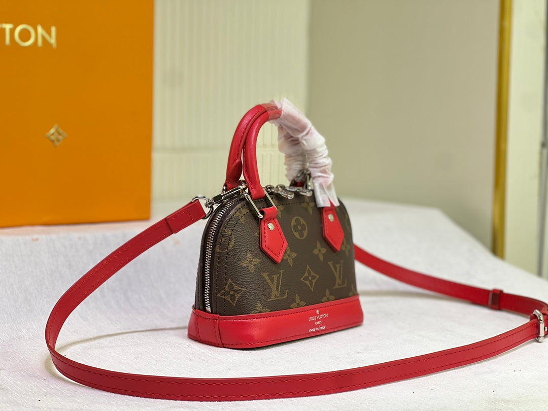 Elite Carryalls
